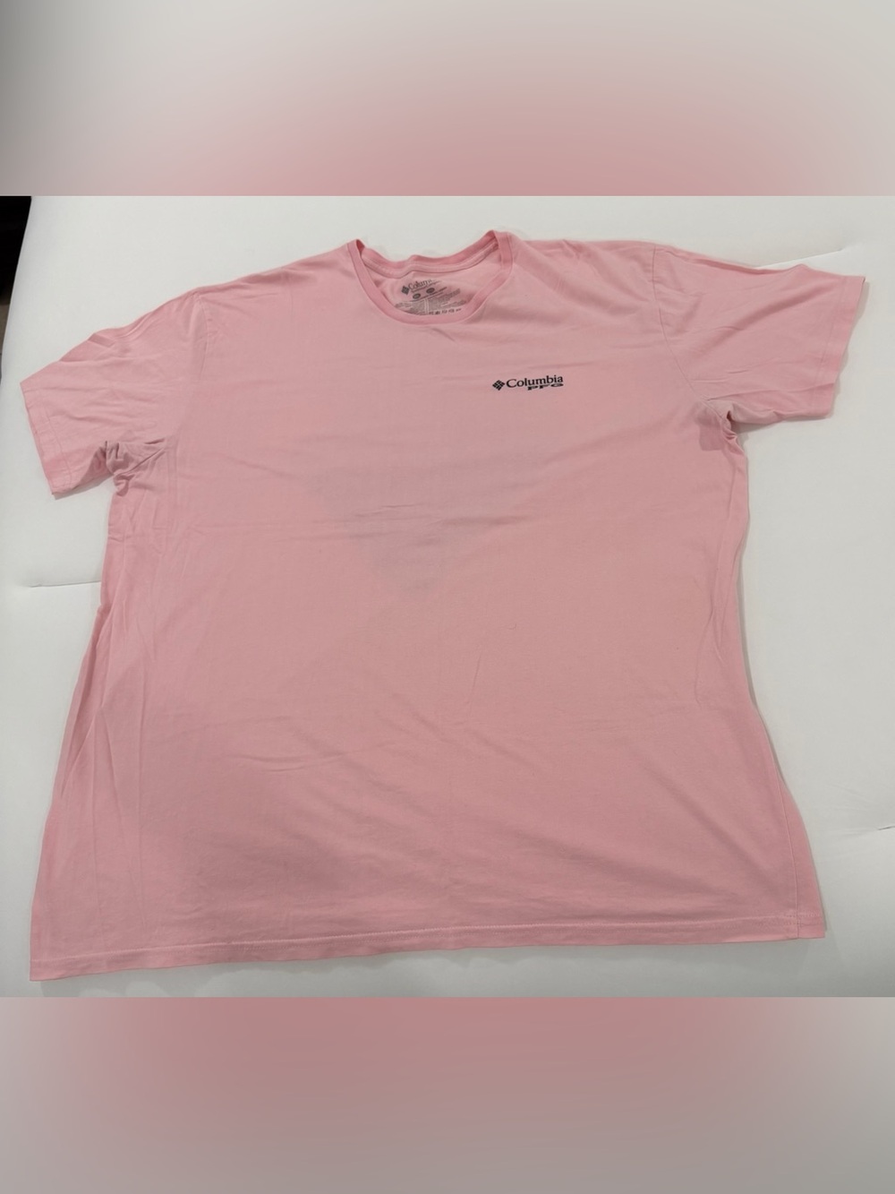 Columbia Men’s Light Pink Short Sleeve Logo Tee